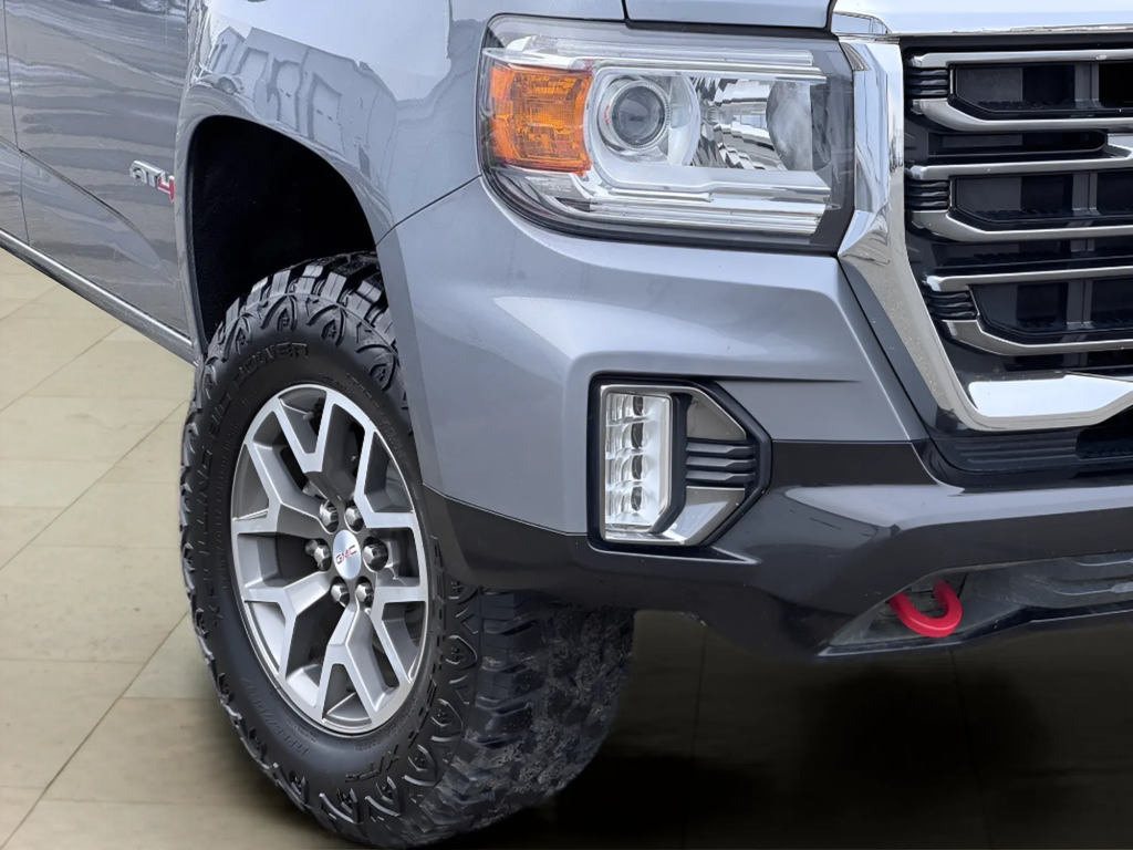 2022 GMC Canyon AT4 w/Leather