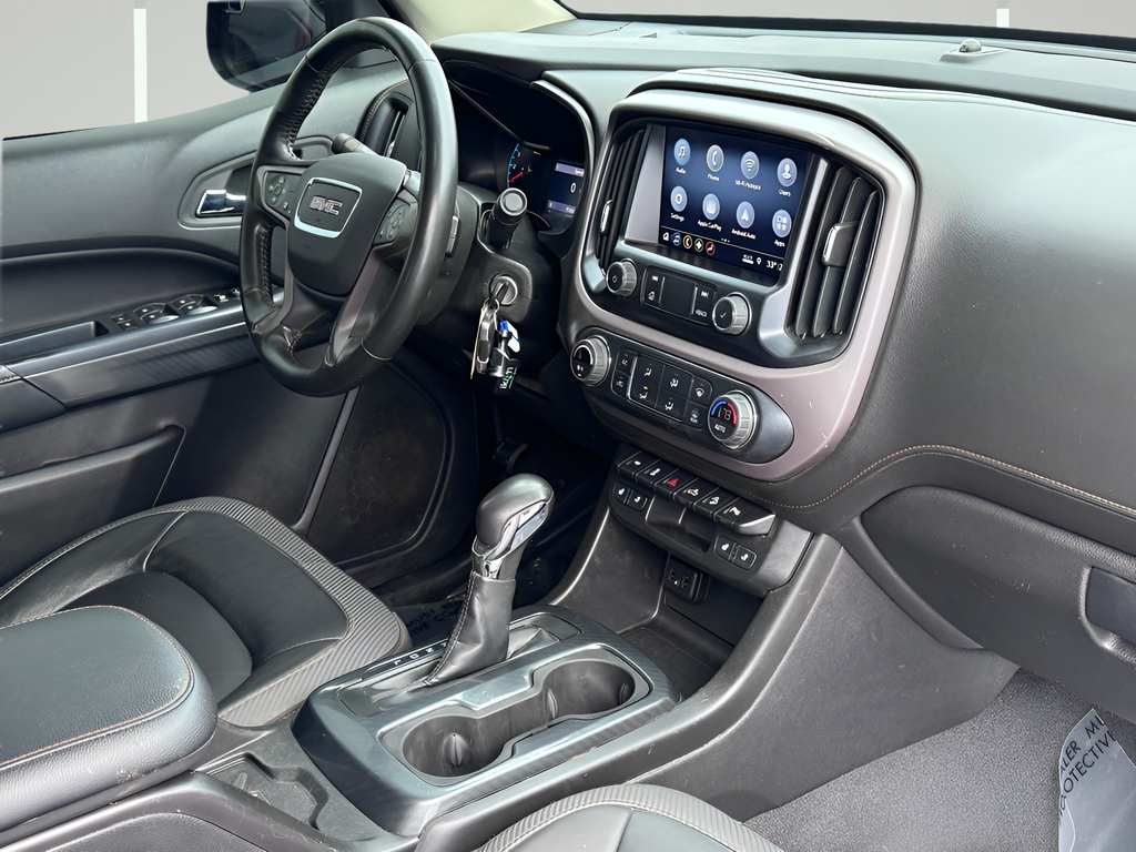 2022 GMC Canyon AT4 w/Leather