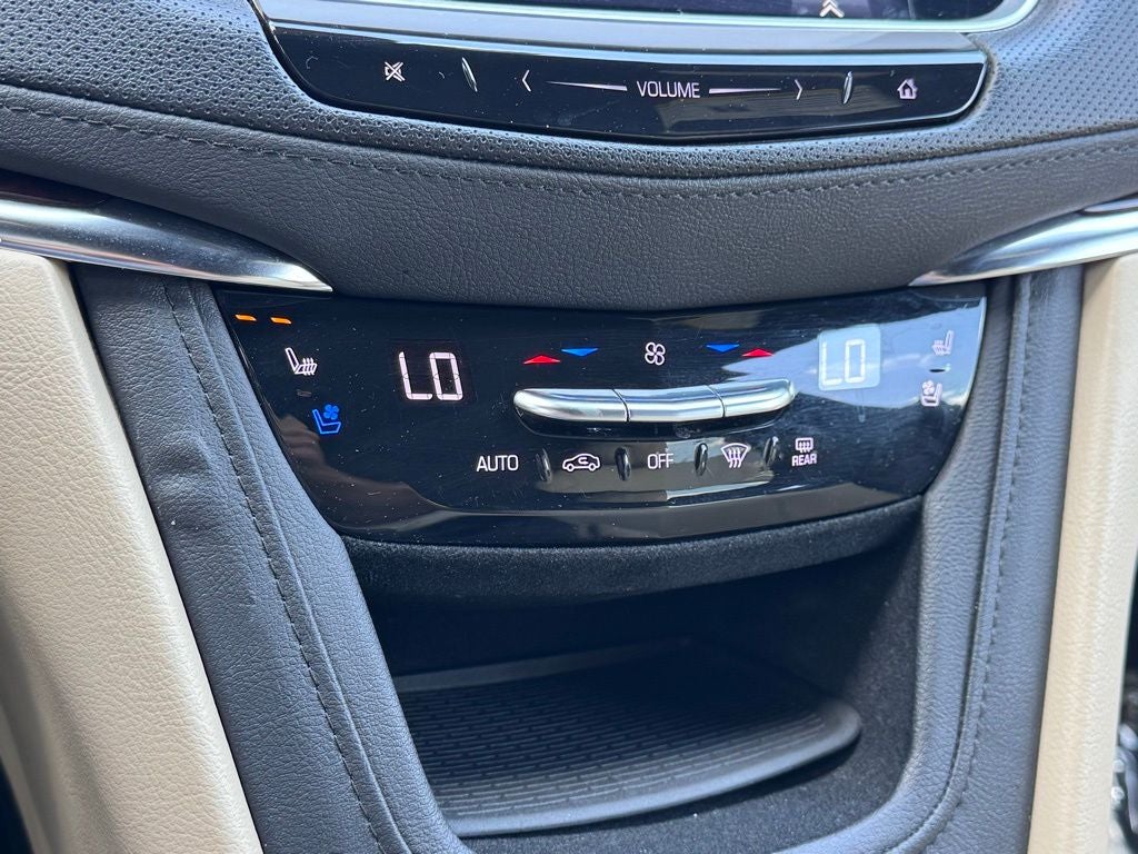 2019 Cadillac XT5 Premium Luxury