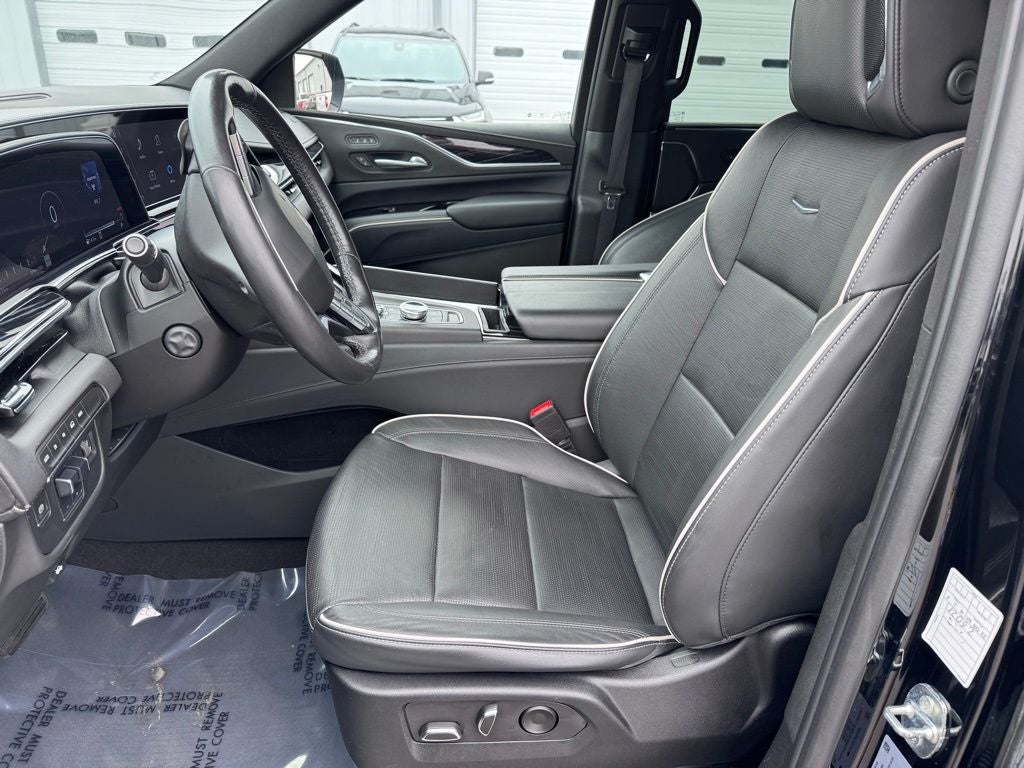 2023 Cadillac Escalade Sport