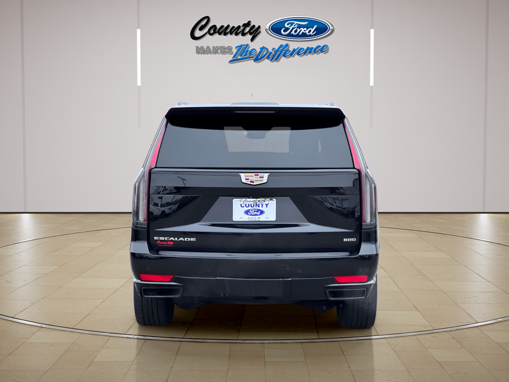 2023 Cadillac Escalade Sport