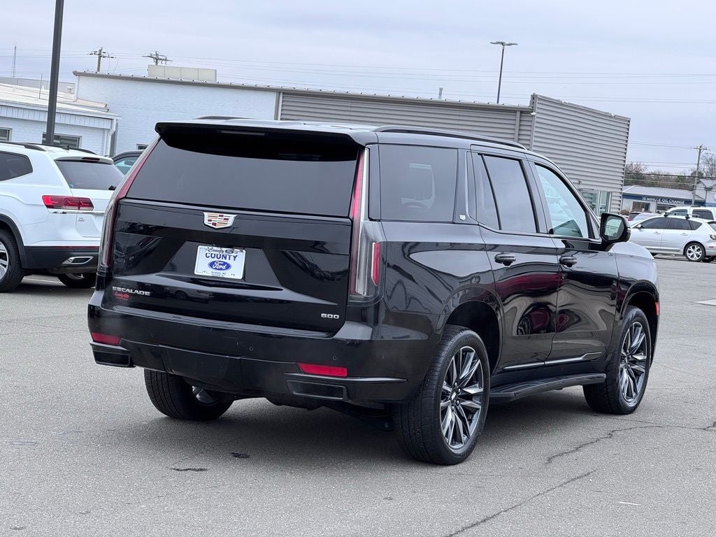 2023 Cadillac Escalade Sport