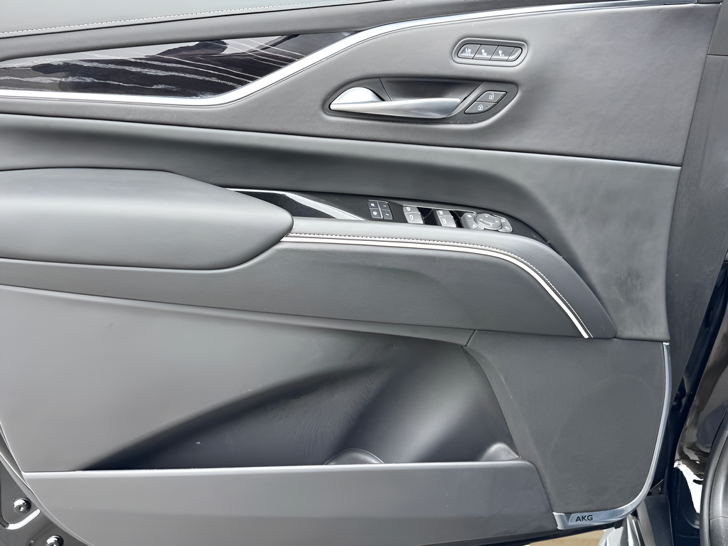 2023 Cadillac Escalade Sport