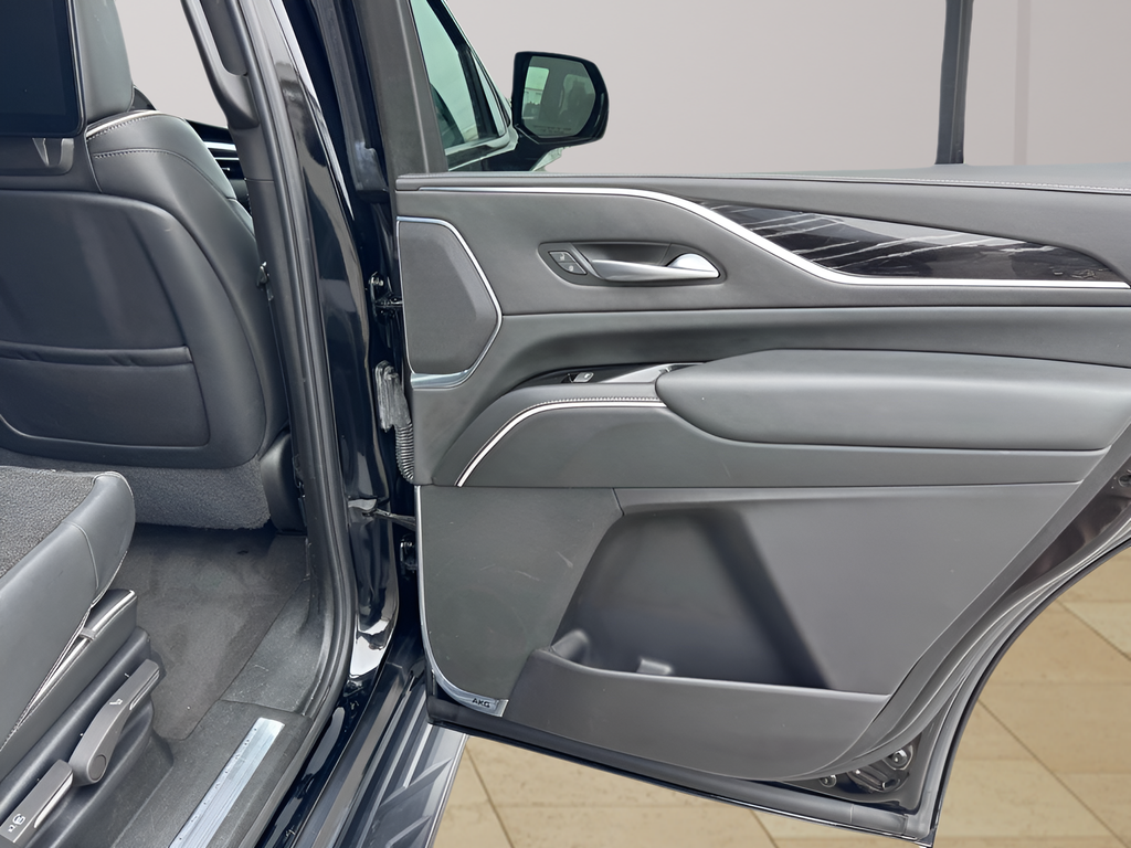 2023 Cadillac Escalade Sport