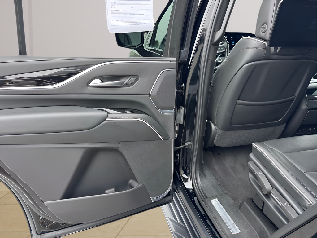 2023 Cadillac Escalade Sport