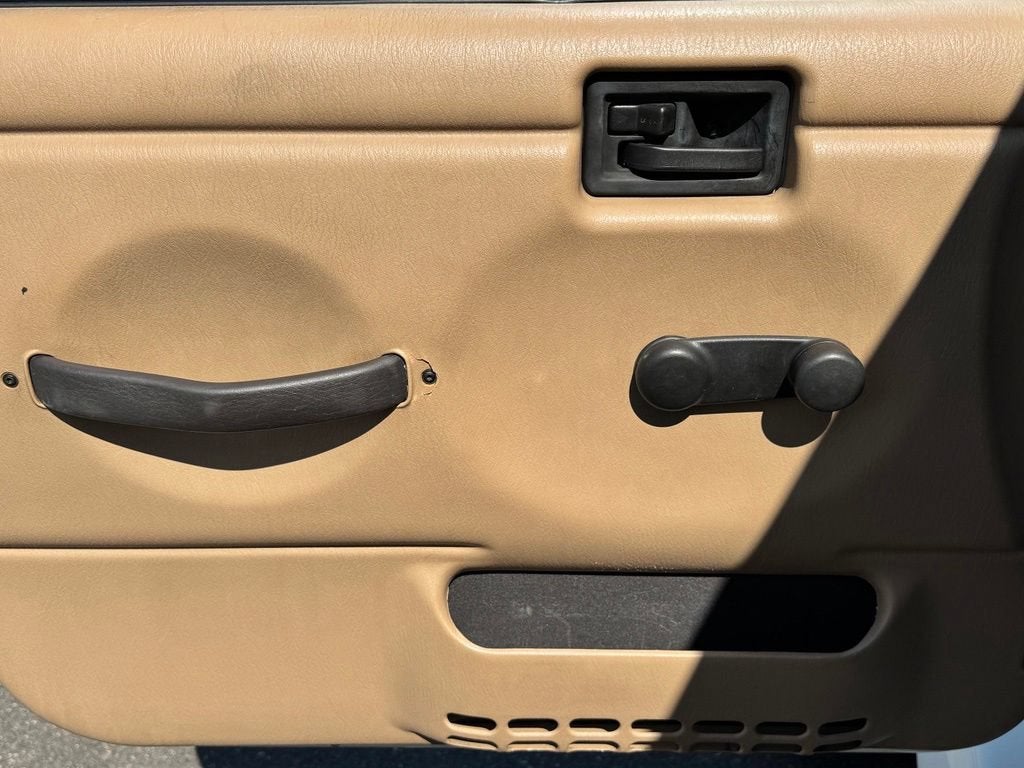 2000 Jeep Wrangler Sahara