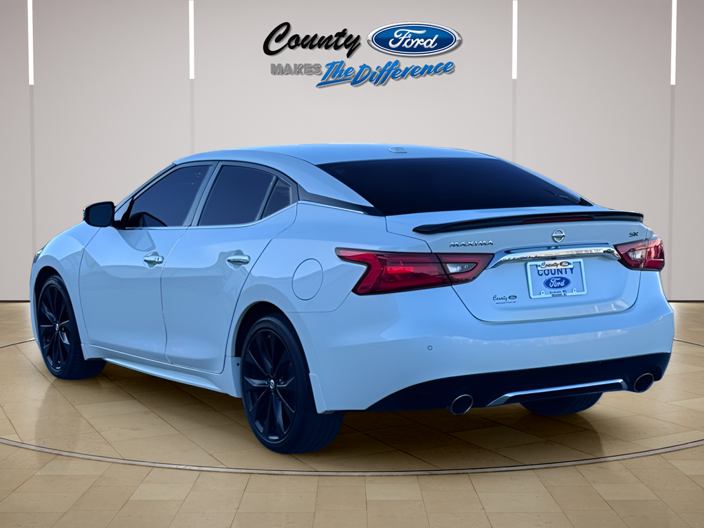 2017 Nissan Maxima SR