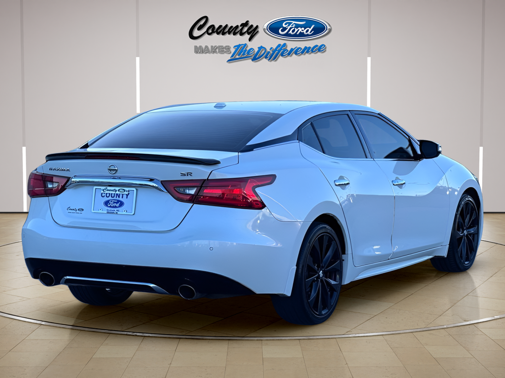 2017 Nissan Maxima SR