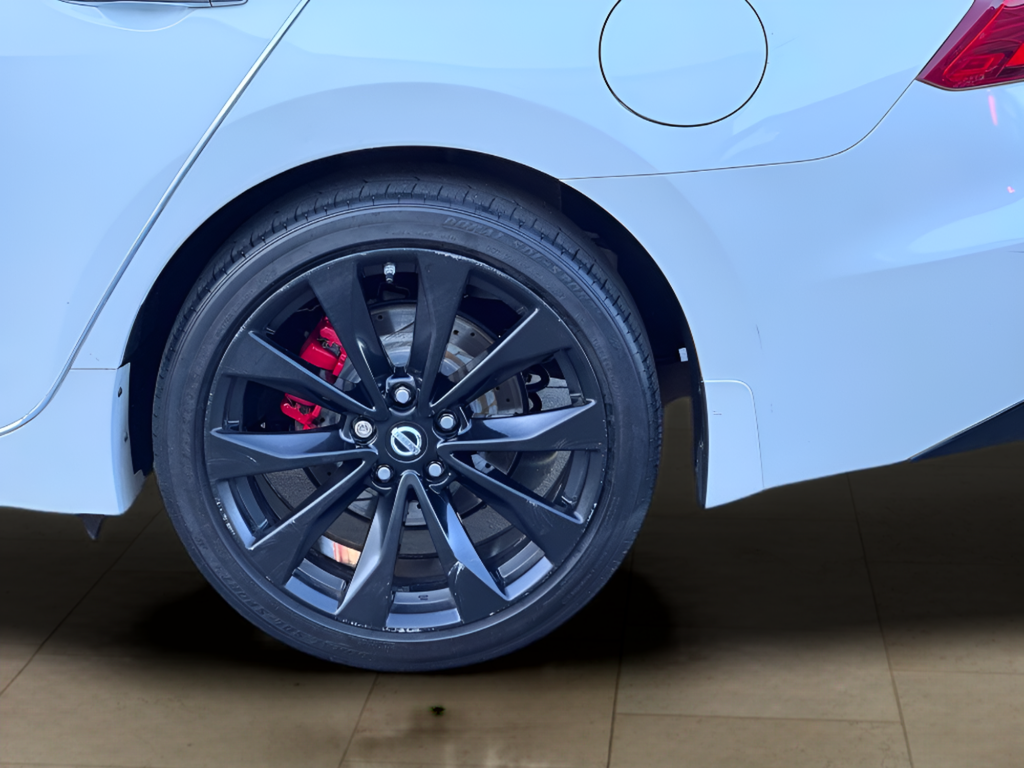 2017 Nissan Maxima SR