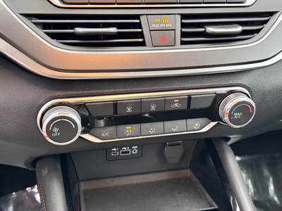 2025 Nissan Altima 2.5 SR