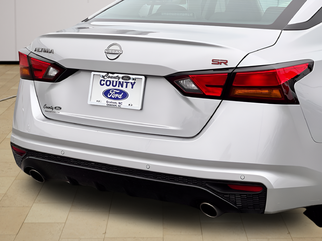 2025 Nissan Altima 2.5 SR