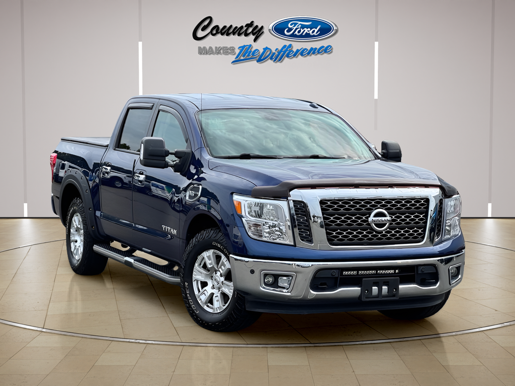 2017 Nissan Titan SV