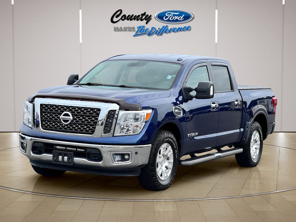 2017 Nissan Titan SV