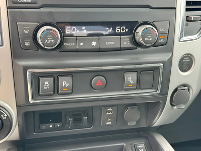 2017 Nissan Titan SV