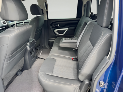 2017 Nissan Titan SV