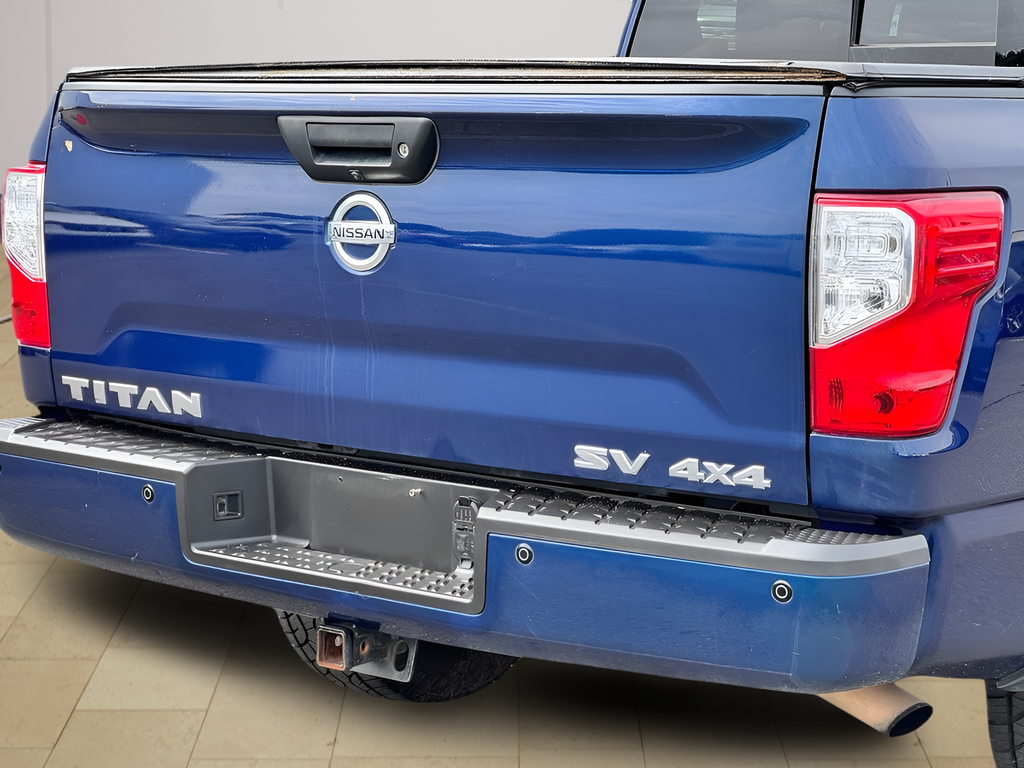 2017 Nissan Titan SV