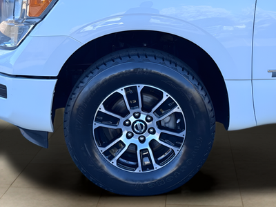 2022 Nissan Titan SV