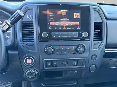 2022 Nissan Titan SV