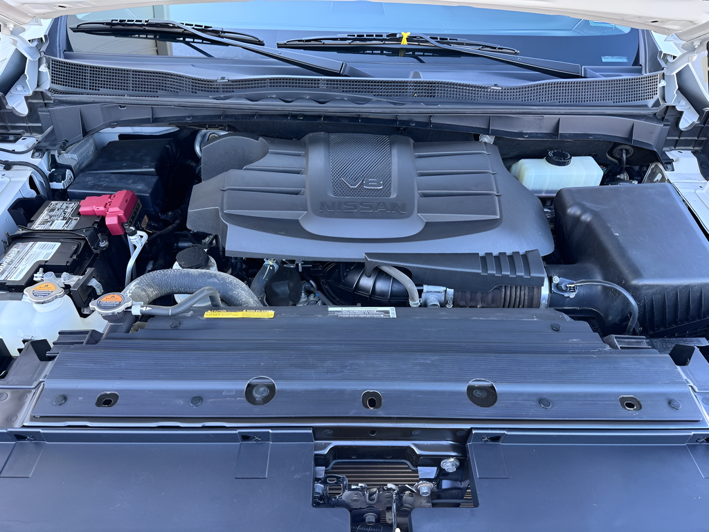 2022 Nissan Titan SV