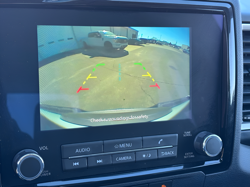 2024 Nissan Frontier SV