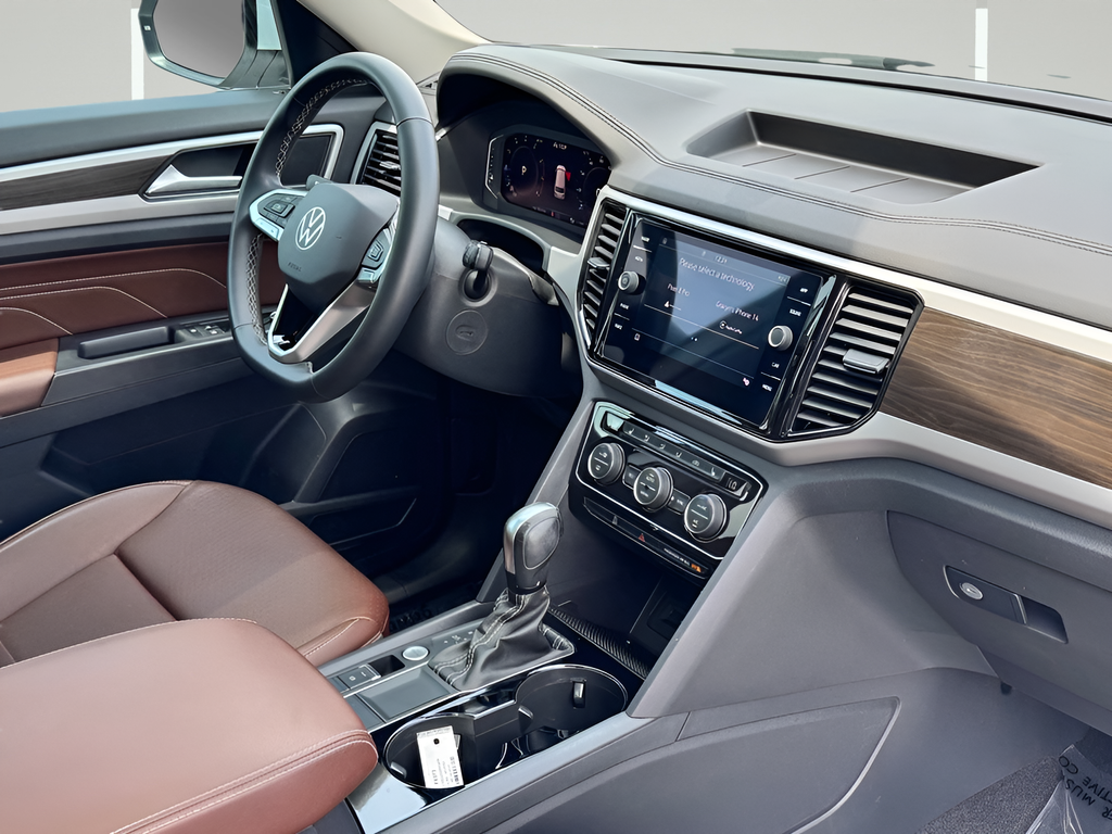 2022 Volkswagen Atlas 3.6L V6 SE w/Technology