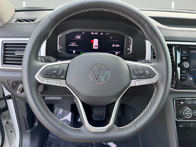 2023 Volkswagen Atlas 2.0T SE w/Technology