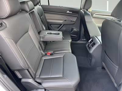 2023 Volkswagen Atlas 2.0T SE w/Technology