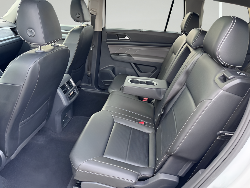 2023 Volkswagen Atlas 2.0T SE w/Technology