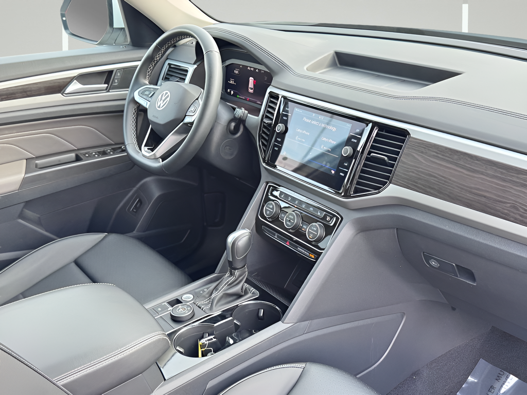 2023 Volkswagen Atlas 2.0T SE w/Technology