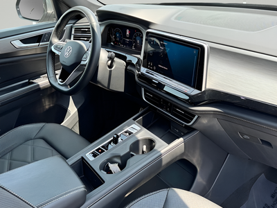 2024 Volkswagen Atlas Cross Sport 2.0T SE
