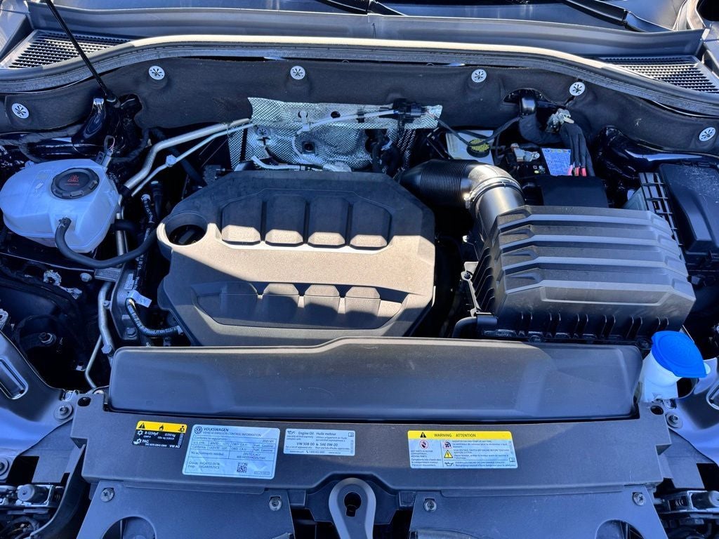 2025 Volkswagen Atlas Cross Sport 2.0T SE w/Technology