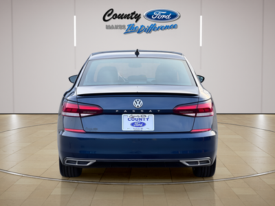 2022 Volkswagen Passat 2.0T R-Line