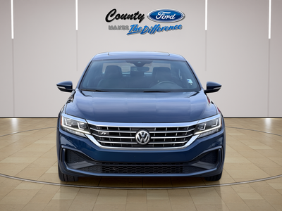 2022 Volkswagen Passat 2.0T R-Line