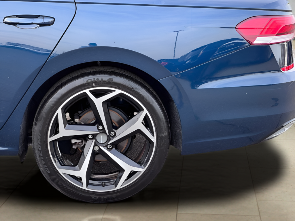 2022 Volkswagen Passat 2.0T R-Line