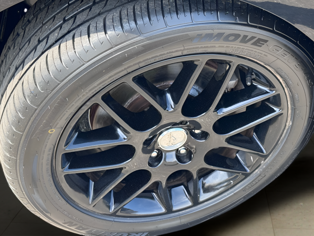 2014 Ford Mustang V6