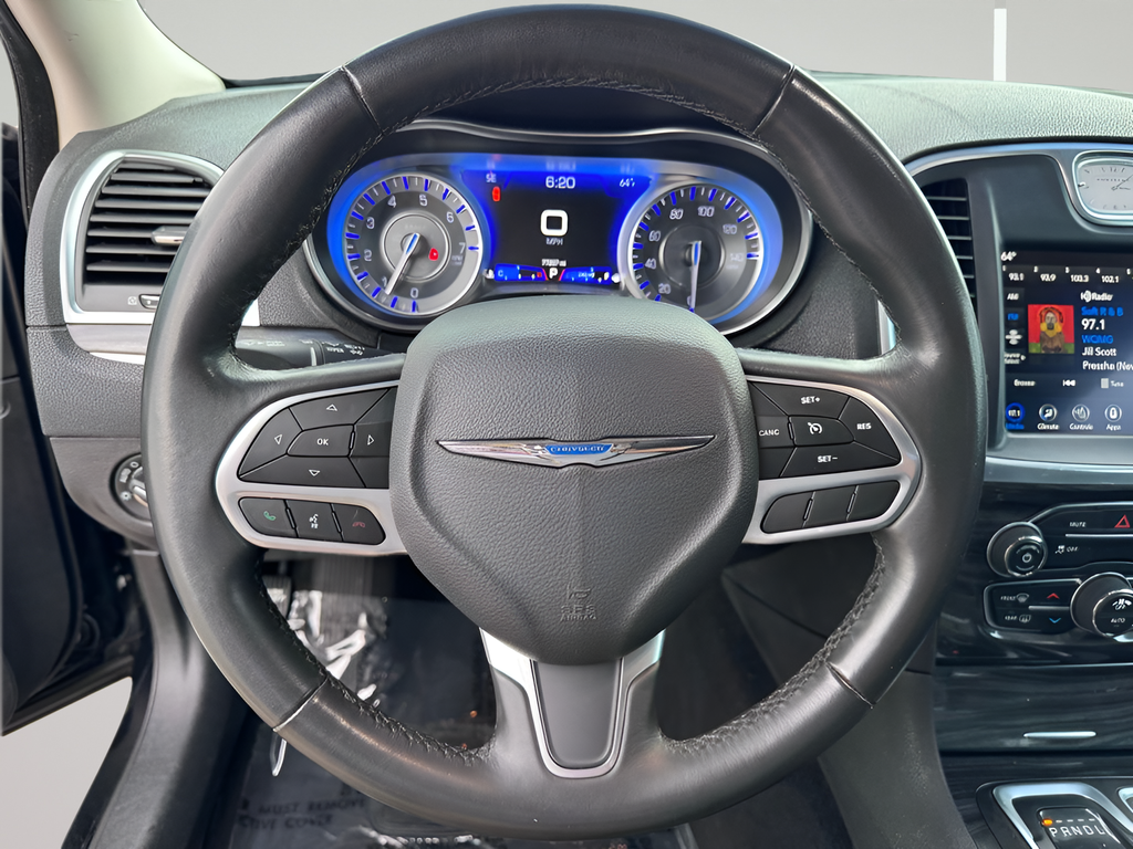 2021 Chrysler 300 Touring