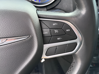 2021 Chrysler 300 Touring