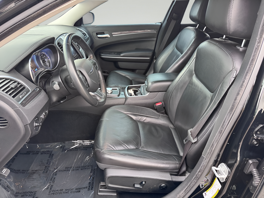 2021 Chrysler 300 Touring