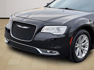 2021 Chrysler 300 Touring
