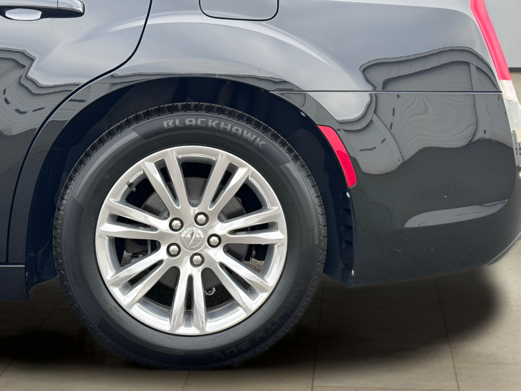 2021 Chrysler 300 Touring