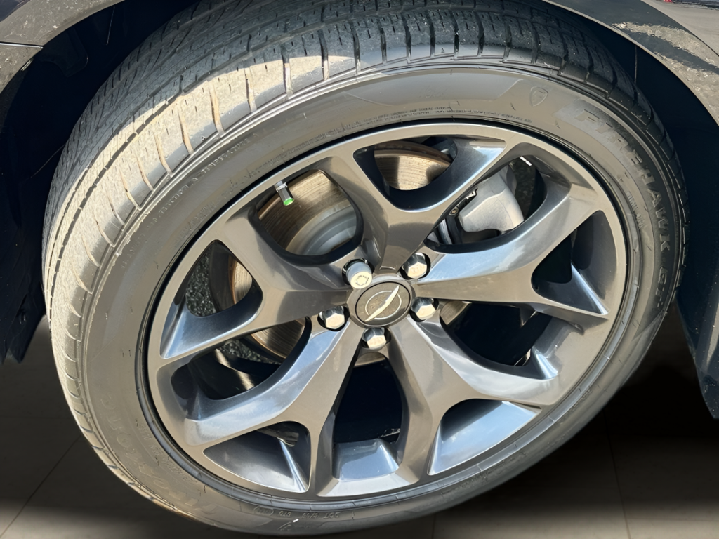 2023 Chrysler 300 Touring
