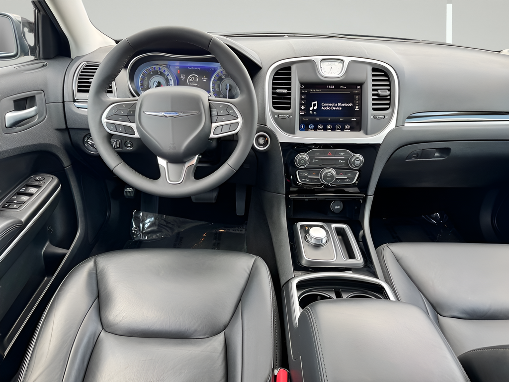 2023 Chrysler 300 Touring