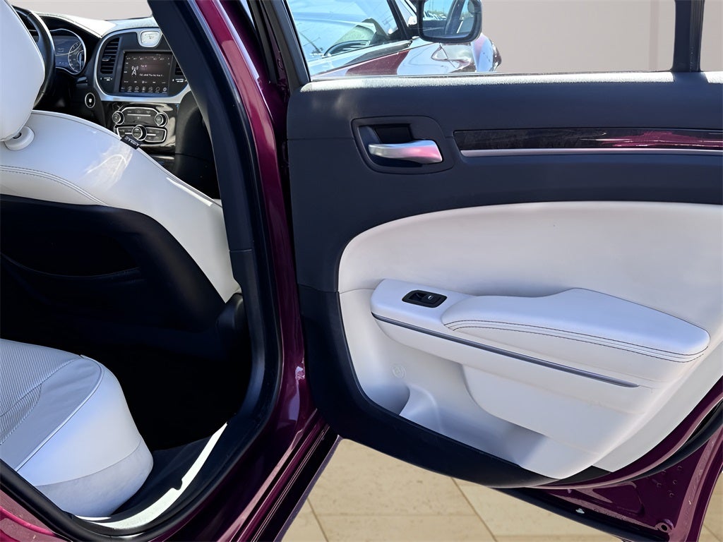 2019 Chrysler 300 Limited