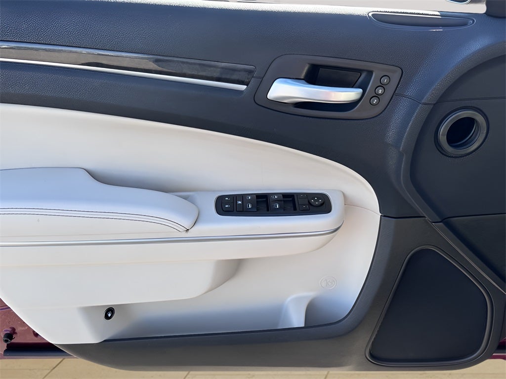 2019 Chrysler 300 Limited