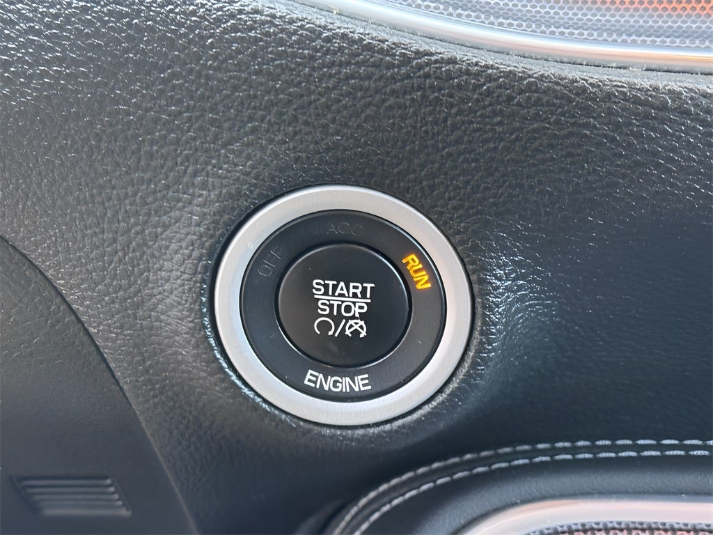 2016 Dodge Challenger R/T Scat Pack