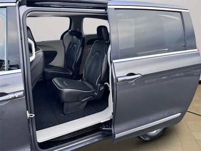 2022 Chrysler Pacifica Limited