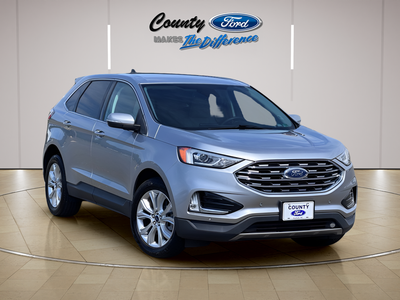 2022 Ford Edge Titanium