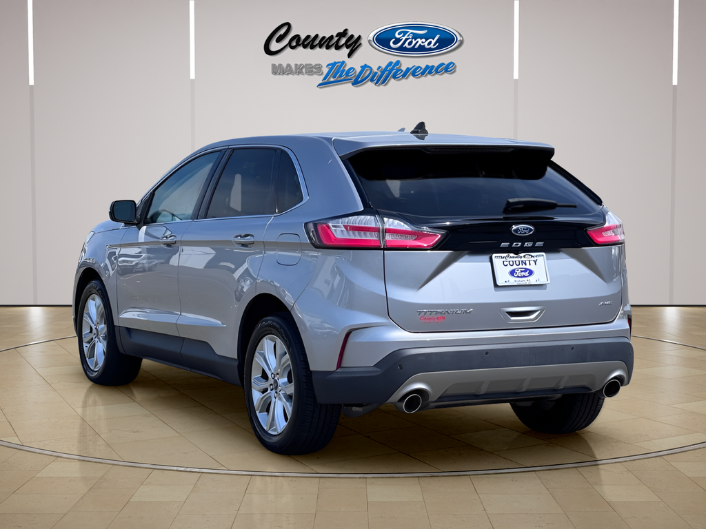 2022 Ford Edge Titanium