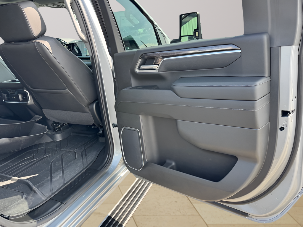 2025 Chevrolet Silverado 2500HD LTZ