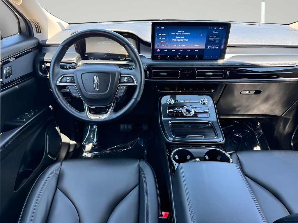 2023 Lincoln Nautilus Standard